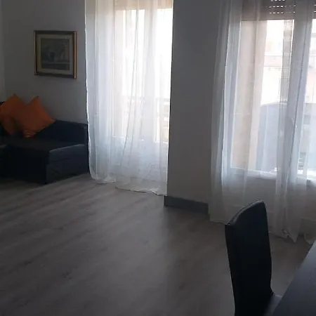 La Maison De Amelie Apartment *